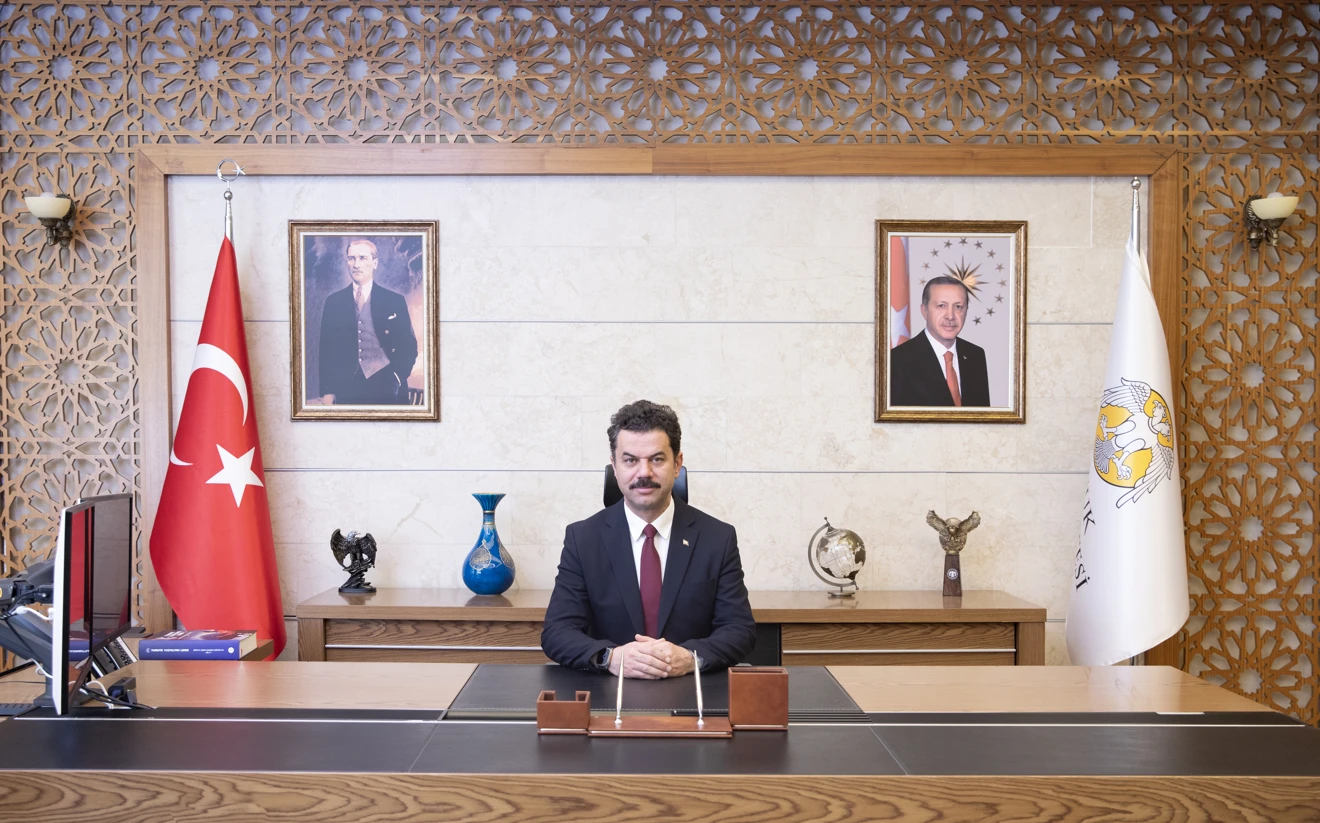 Rektör Yılmaz’dan YKS’ye girecek üniversite adaylarına mesaj